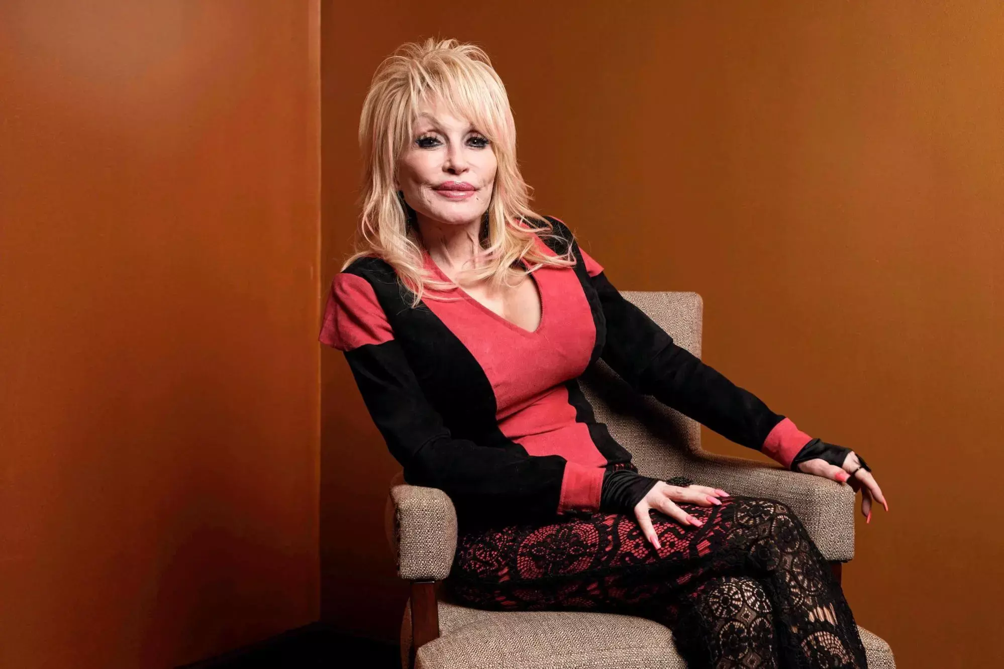 Dolly Parton Posthumously Honoured With Lifetime Achievement Award Dolly Parton Posthumously Honoured With Lifetime Achievement Award