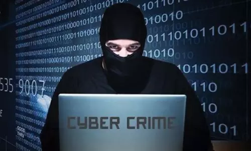 Stolen Phones Used To Empty Bank Accounts In New ‘Hybrid Cyber Fraud’ Stolen Phones Used To Empty Bank Accounts In New ‘Hybrid Cyber Fraud’