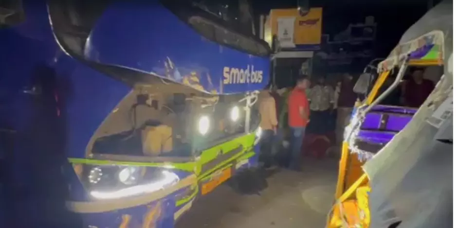 Seven Killed as Bus Hits Auto in AP’s Palnadu District Seven Killed as Bus Hits Auto in AP’s Palnadu District