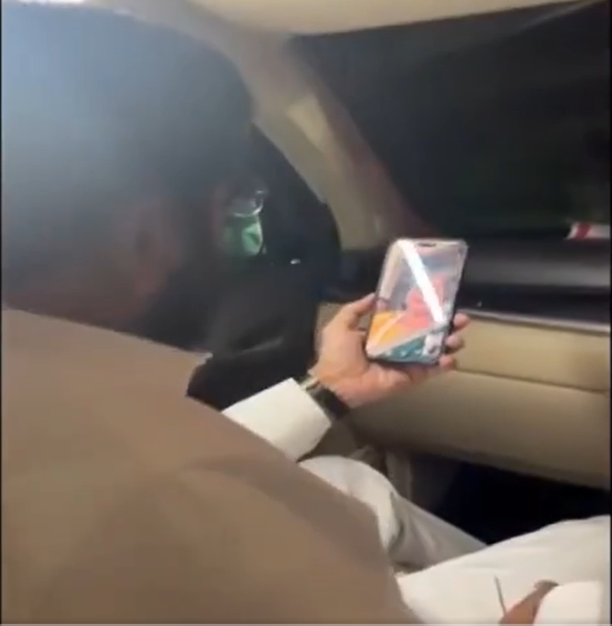 Maharashtra Dy CM Shinde Video Calls Stranded State Residents In Nepal