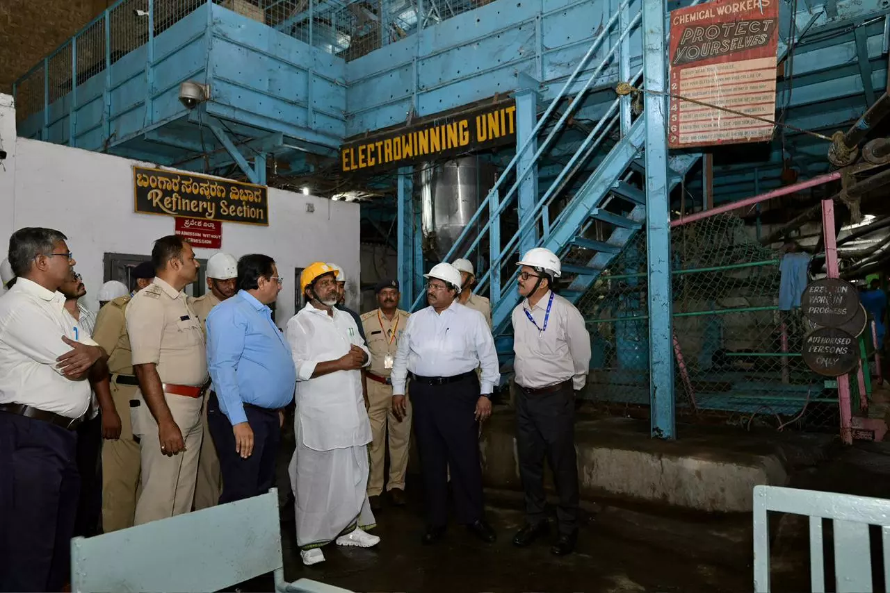 Hatti–Singareni Should Join Hands in Gold Mining: Bhatti Hatti–Singareni Should Join Hands in Gold Mining: Bhatti