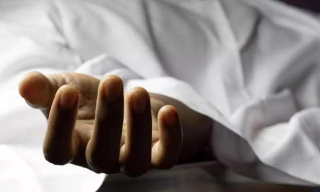 Visakhapatnam: Four Members of Family Die by Suici