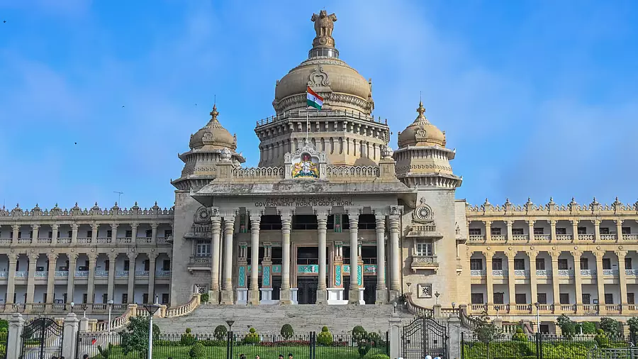 Karnataka Reshuffles IPS Officers: Changes at Bengaluru, Ranges, Commissionerates Karnataka Reshuffles IPS Officers: Changes at Bengaluru, Ranges, Commissionerates