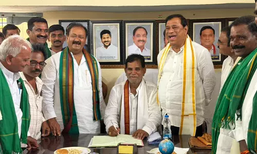 ₹200 Crore Sanctioned For Young India School In Bhiknoor: Shabbir ₹200 Crore Sanctioned For Young India School In Bhiknoor: Shabbir