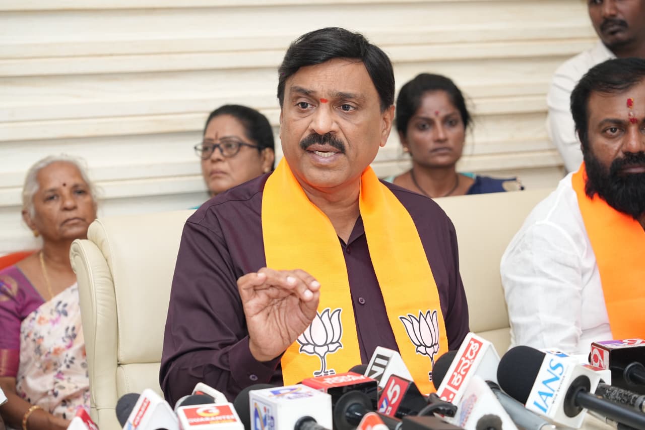 Janardhan Reddy Challenges Nagendra, Congress Over