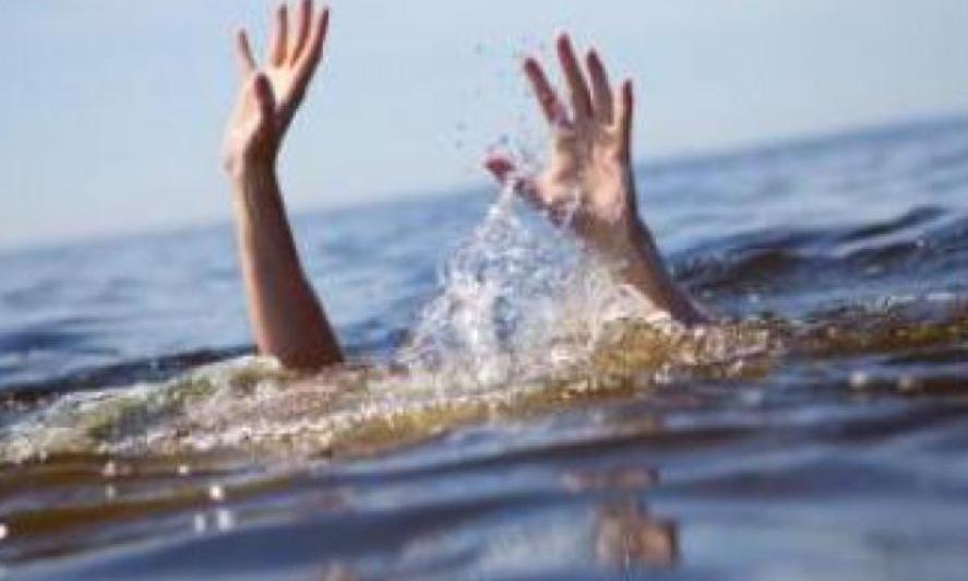 RK Beach: Lifeguard Saves Man Who Entered Sea Desp