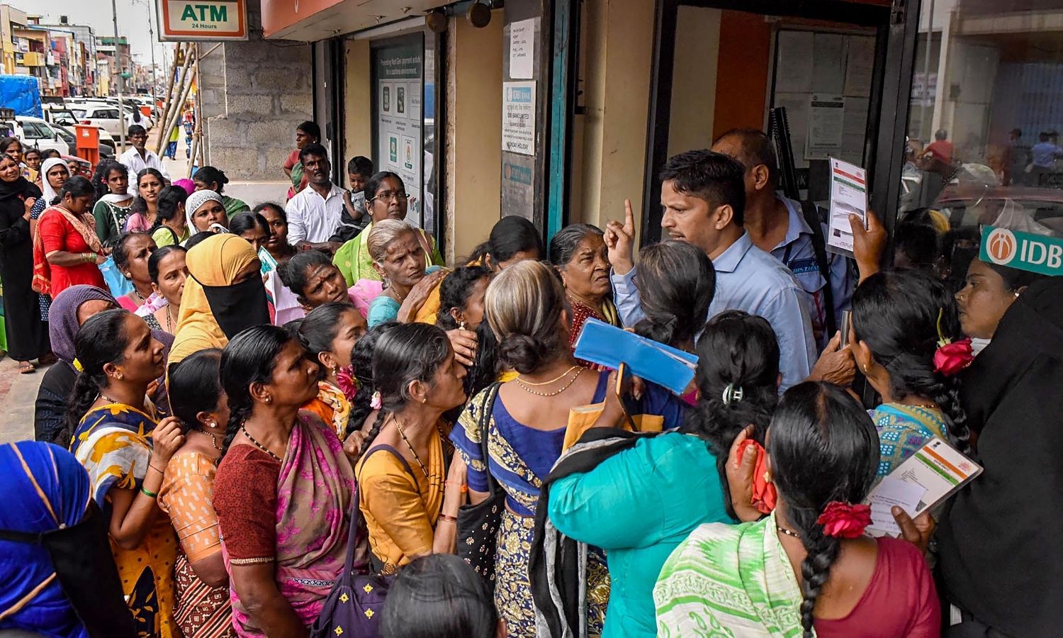 Karnataka to Re-Verify Gruha Lakshmi Beneficiaries