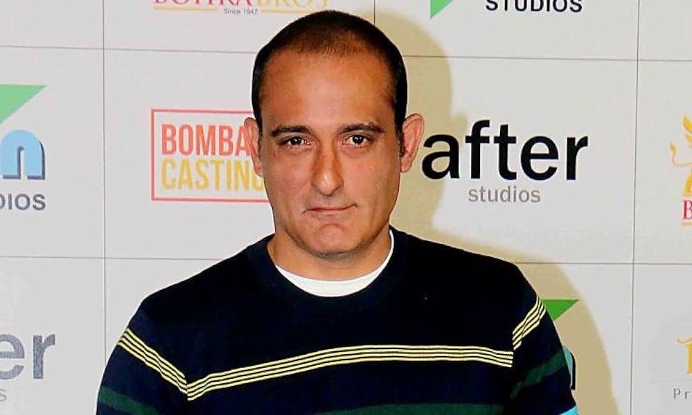 Akshaye Khanna Skips ‘Dil Chahta Hai’ Reunion