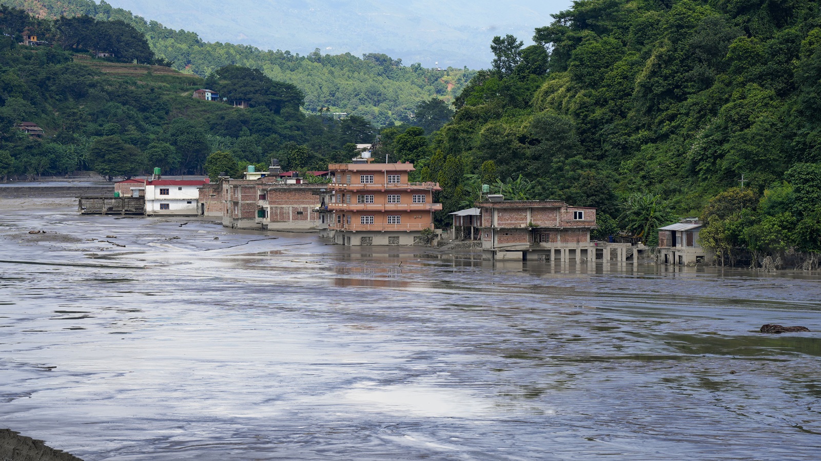 Nepal Floods: Efforts On To Bring Back 21 Stranded