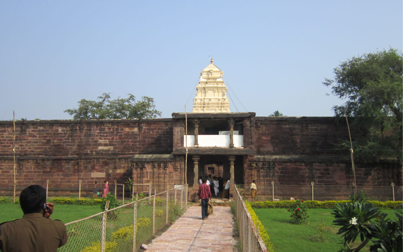 BJP Warns Temple Authorities Over Shifting of Idol
