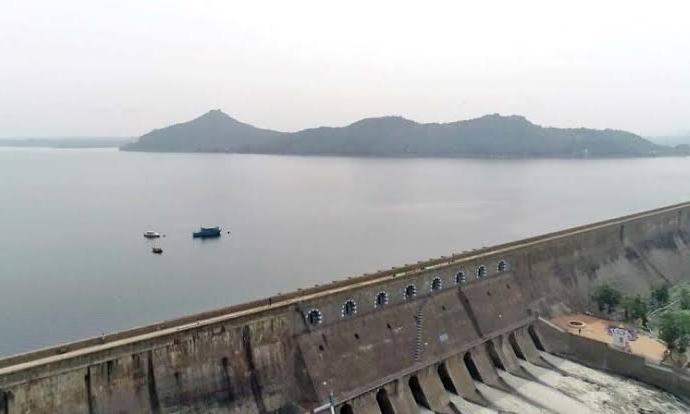 Mettur Dam Storage Reaches 90 ft