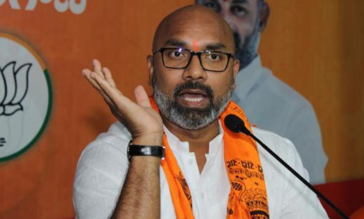 Konda Surekha Will Be Welcomed Into BJP: Dharmapuri Arvind