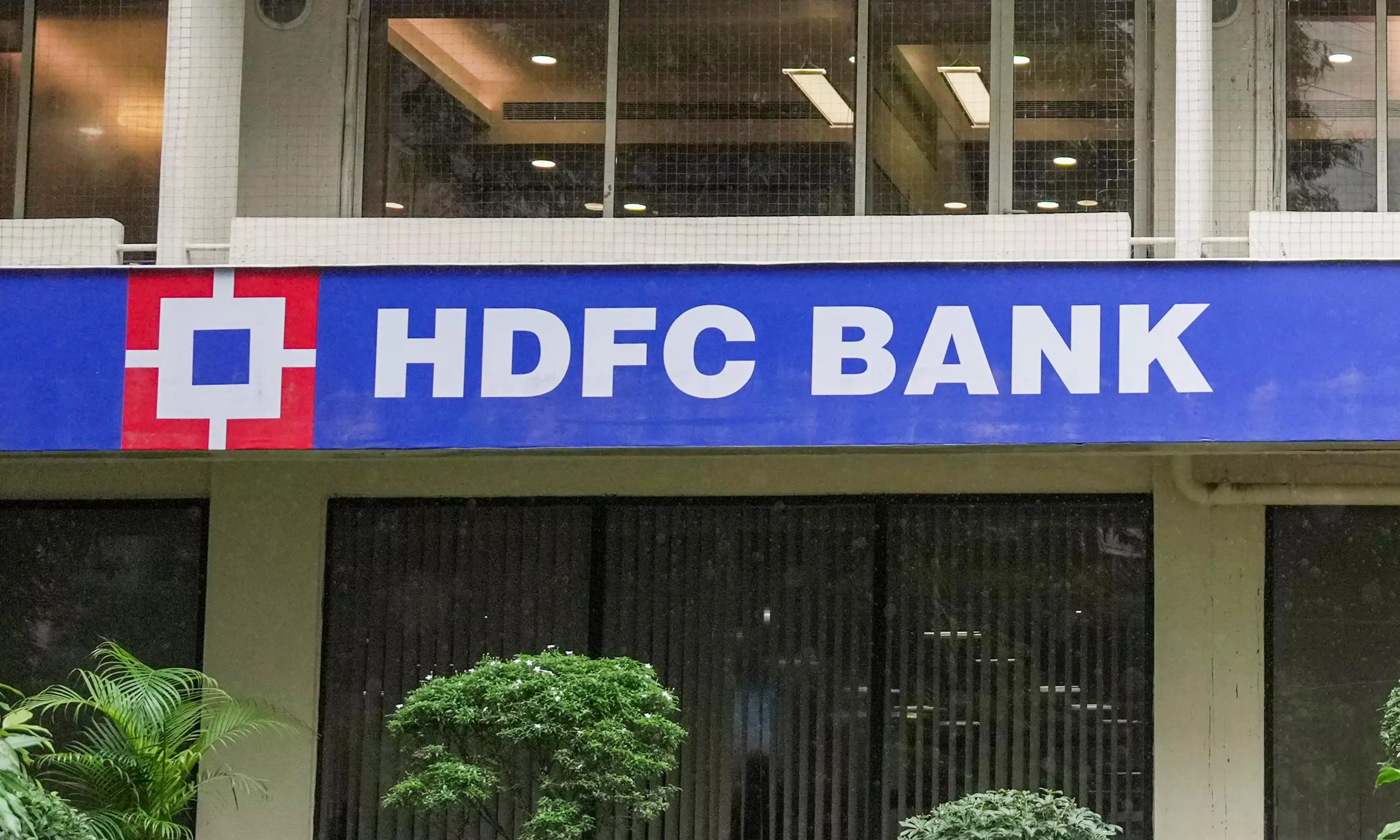 HDFC Bank Weighing Deputy MD Bharucha, Outsider For CEO: Report HDFC Bank Weighing Deputy MD Bharucha, Outsider For CEO: Report