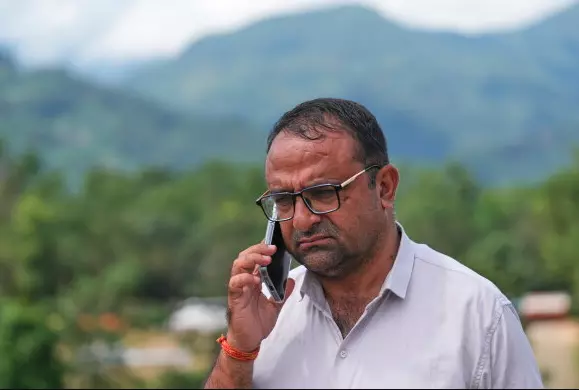 Nepal Teacher Saves 900 Students From Floods By Ordering School Evacuation Nepal Teacher Saves 900 Students From Floods By Ordering School Evacuation