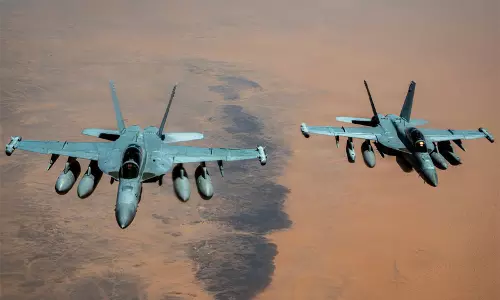 US Strikes Iranian Rocket Launchers on Hormuz, IRGC Vows Retaliation US Strikes Iranian Rocket Launchers on Hormuz, IRGC Vows Retaliation