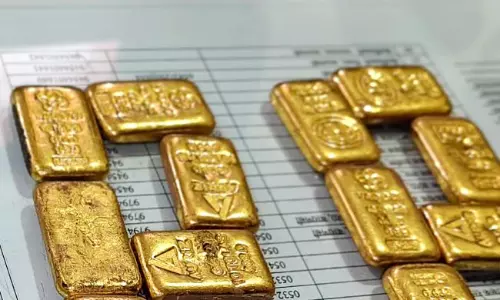 Rs 25 Crore Gold Seized From Woman Near India-Bangladesh Border Rs 25 Crore Gold Seized From Woman Near India-Bangladesh Border