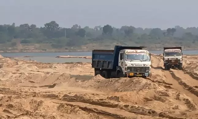 Telangana Cracks Down on Sand Overloading: ₹2,000/Tonne Fine, Portal Blacklist for Repeaters