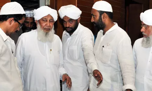 IUML Justifies Kanthapurams Remarks on Women; CPI(M) Leader Questions Stand IUML Justifies Kanthapurams Remarks on Women; CPI(M) Leader Questions Stand