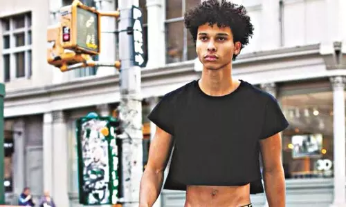 Masculini-TEE Now Cropped
