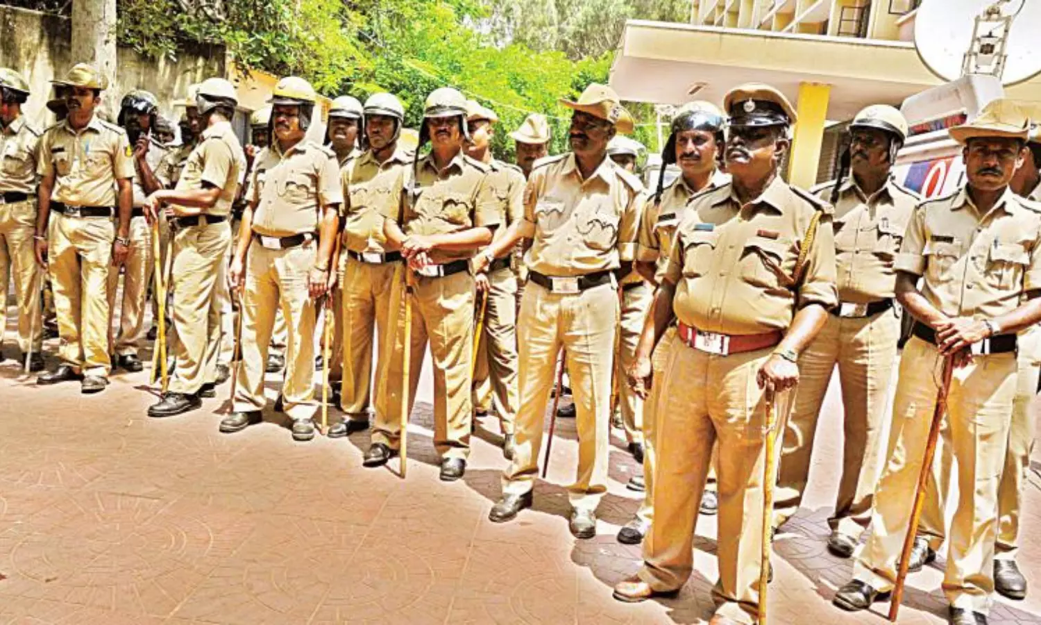 Three Karnataka Sub-Inspectors Suspended Over Bribe-for-Post Conversation Three Karnataka Sub-Inspectors Suspended Over Bribe-for-Post Conversation