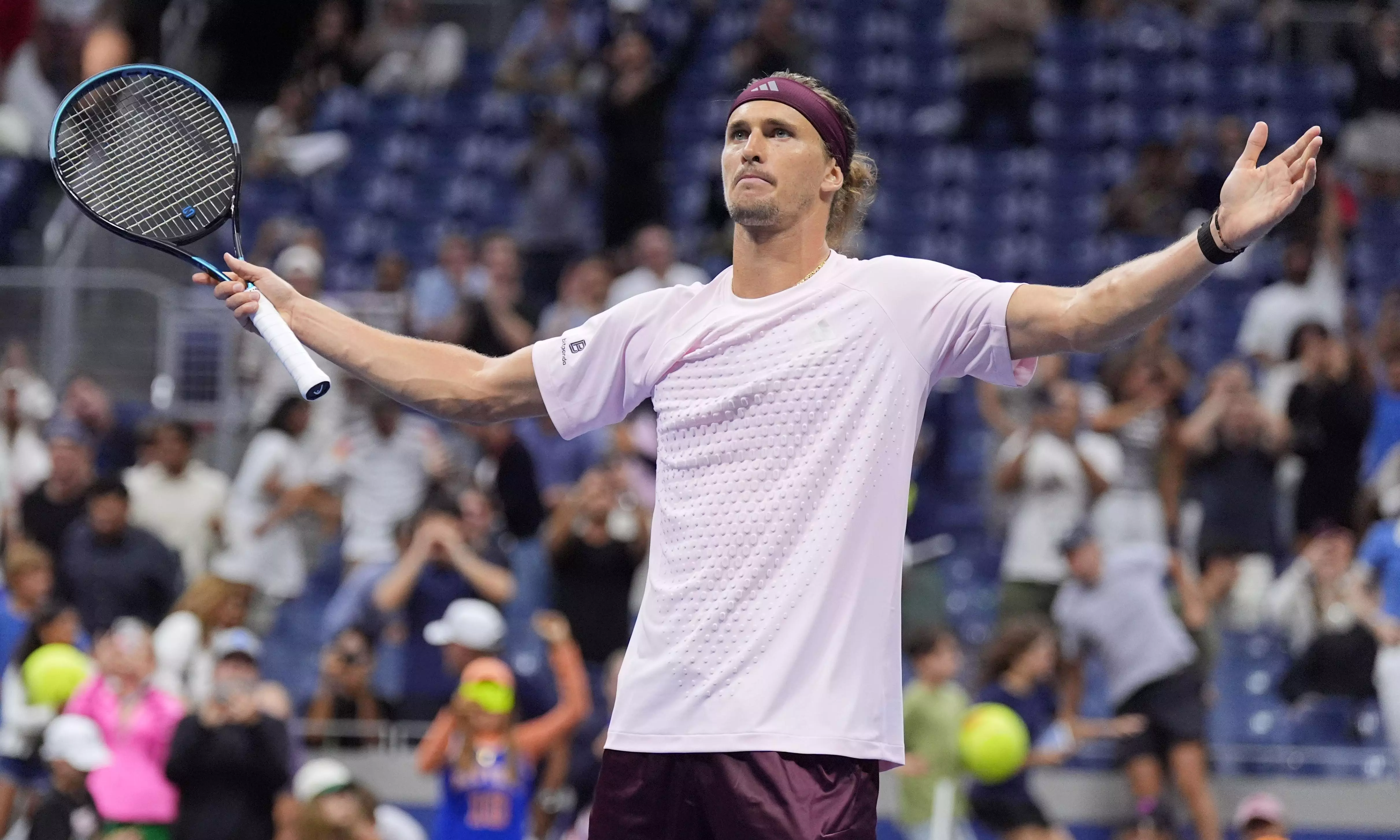 US Open 2026: Zverev Out-Lasts Sonego in Wild Five-Setter To Reach Second Round US Open 2026: Zverev Out-Lasts Sonego in Wild Five-Setter To Reach Second Round