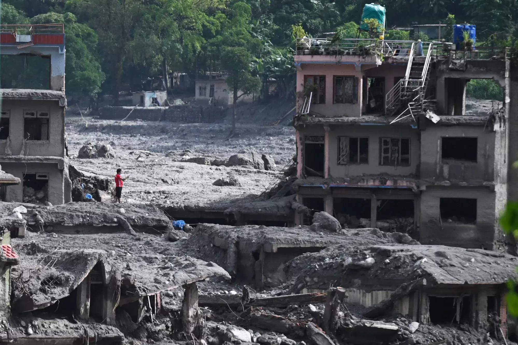 Nepal Urges Tourists Not To Abandon Himalayas After Floods Nepal Urges Tourists Not To Abandon Himalayas After Floods