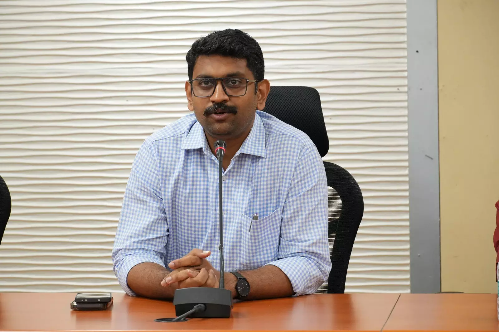 TGSPDCL CMD Stresses Electrical Safety Ahead of Sri Krishna Janmashtami, Vinayaka Chavithi TGSPDCL CMD Stresses Electrical Safety Ahead of Sri Krishna Janmashtami, Vinayaka Chavithi
