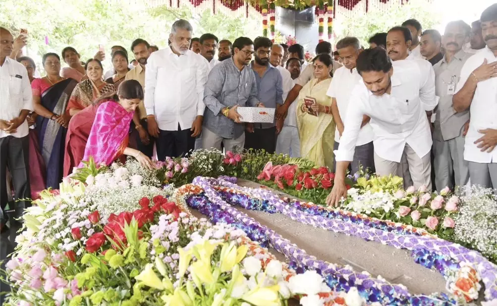 YSR Remembered On 17th Death Anniversary YSR Remembered On 17th Death Anniversary