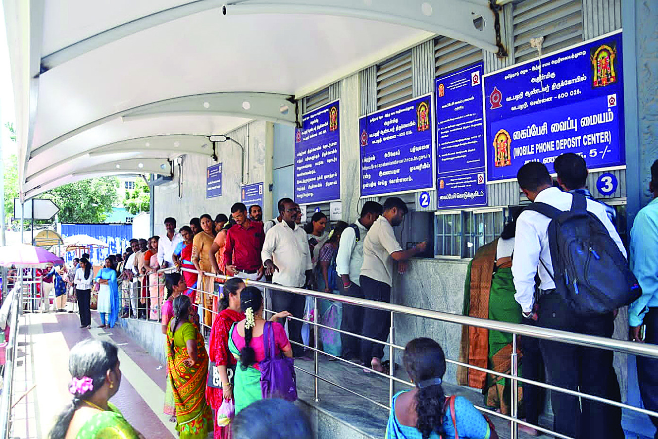 Pray, Leave Your Mobiles at Temple Counters