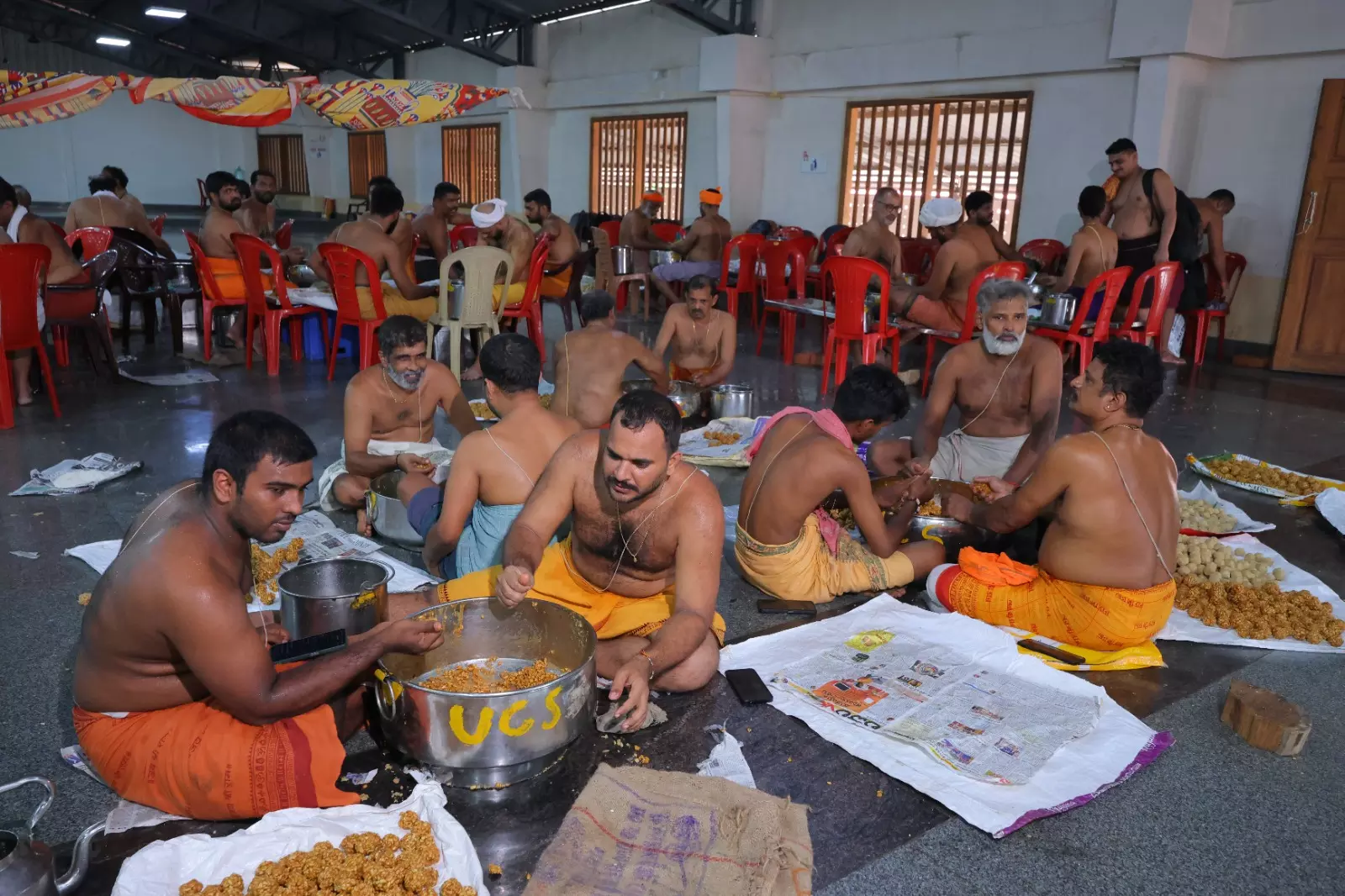 Laddus, Chaklis And Festive Fervour Grip Udupi Ahead of Janmashtami Laddus, Chaklis And Festive Fervour Grip Udupi Ahead of Janmashtami