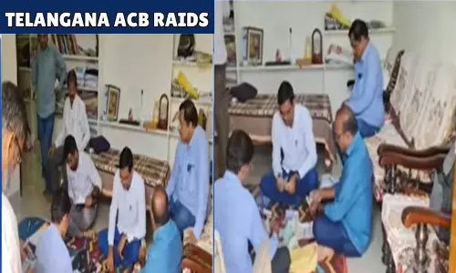 ACB Raids Suryapet Town Planning Officers Residence ACB Raids Suryapet Town Planning Officers Residence