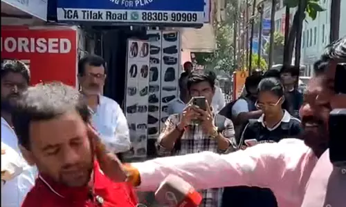 Pune: Activist Seeking Ban On DJ Music And Loudspeakers Assaulted Pune: Activist Seeking Ban On DJ Music And Loudspeakers Assaulted