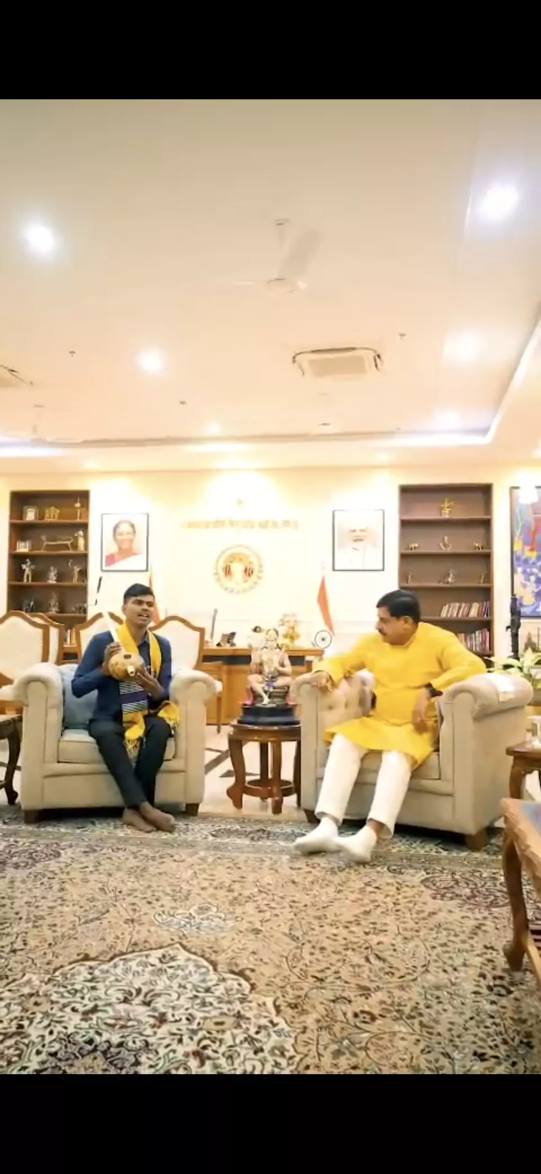 Madhya Pradesh: Visually-Impaired Singer’s Epic Journey From Bundelkhand To Bollywood Madhya Pradesh: Visually-Impaired Singer’s Epic Journey From Bundelkhand To Bollywood