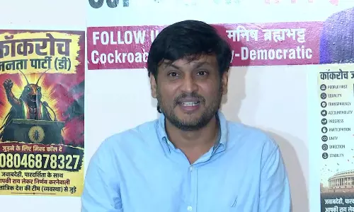 Brahmbhatt Launches CJP-Democratic, Accuses Dipke-Led Platform of Aligning with AAP Brahmbhatt Launches CJP-Democratic, Accuses Dipke-Led Platform of Aligning with AAP