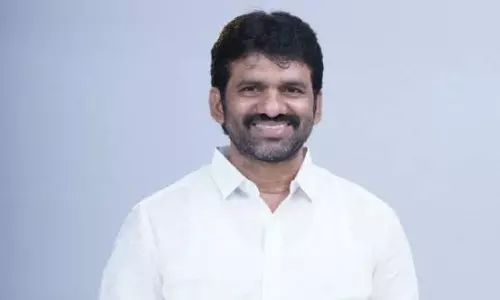 MLC Chandrasekhar Reddy Condemns Arrest Of Sravan Kumar