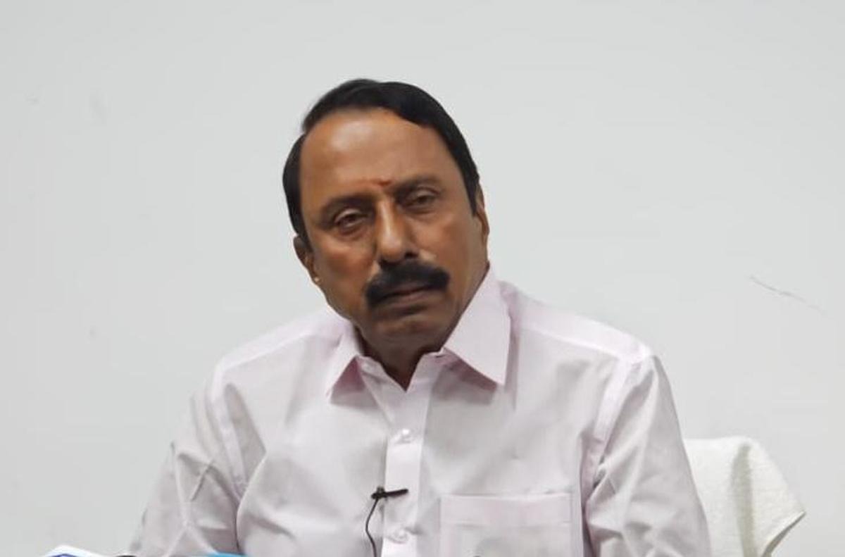Sengottaiyan Avoids Vijay Prime Ministerial Candidate Question Amid TVK Debate