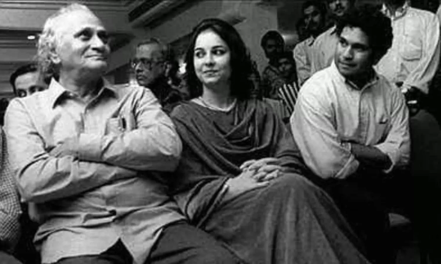 Sachin Tendulkar Launches Fellowship in Memory of His Father on Teachers Day Sachin Tendulkar Launches Fellowship in Memory of His Father on Teachers Day