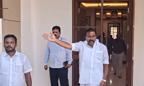 DVAC Raids Former Minister KN Nehrus Residence; DMK Cadres Gather Outside