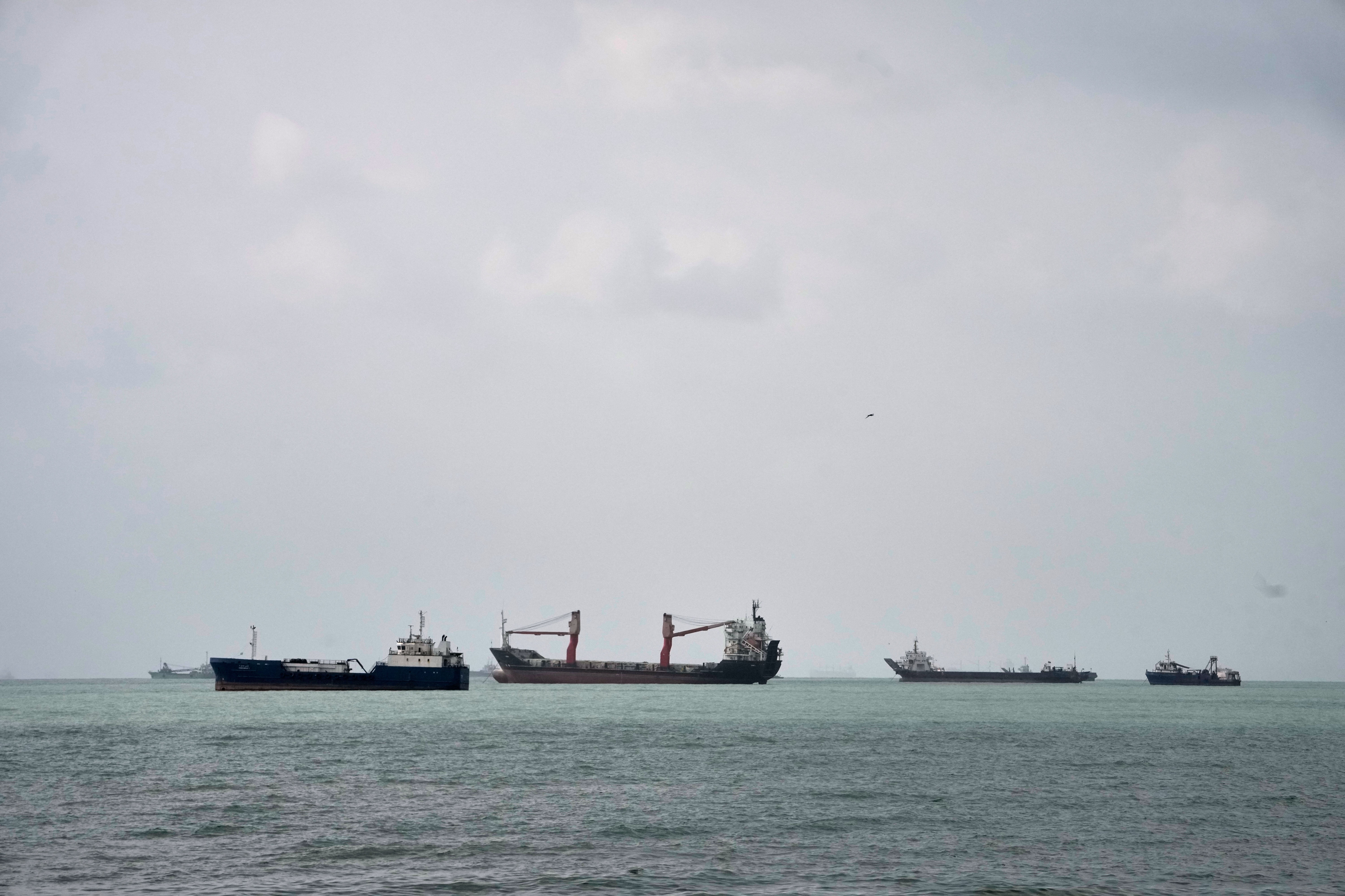 Iran Targets US-Linked Vessels in Strait of Hormuz