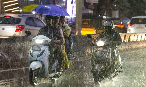 CS Inspects Monsoon Preparedness in 3 Zones of Chennai City