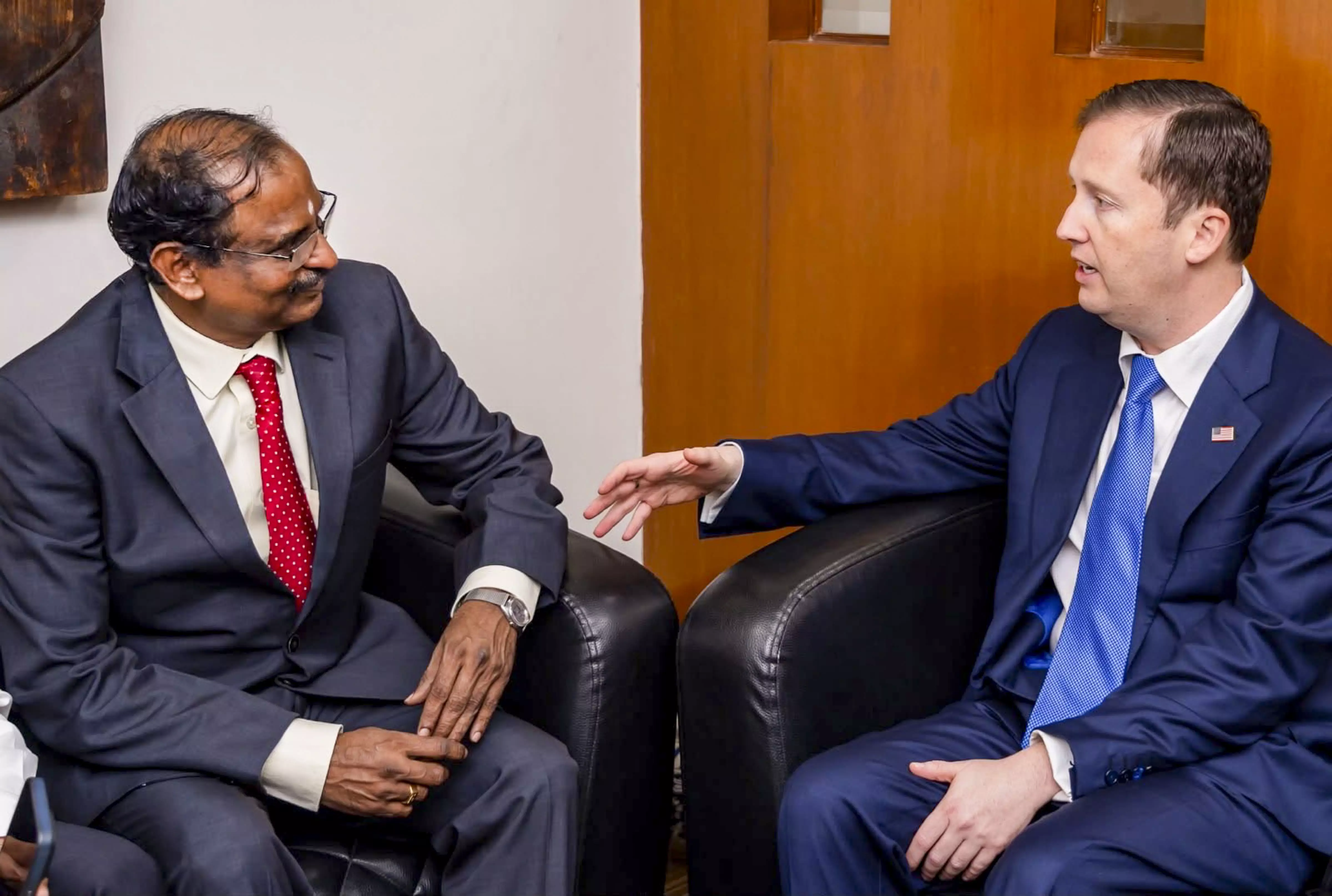 US Invites ISRO to Join Moon Base Programme: Ambassador Gor US Invites ISRO to Join Moon Base Programme: Ambassador Gor
