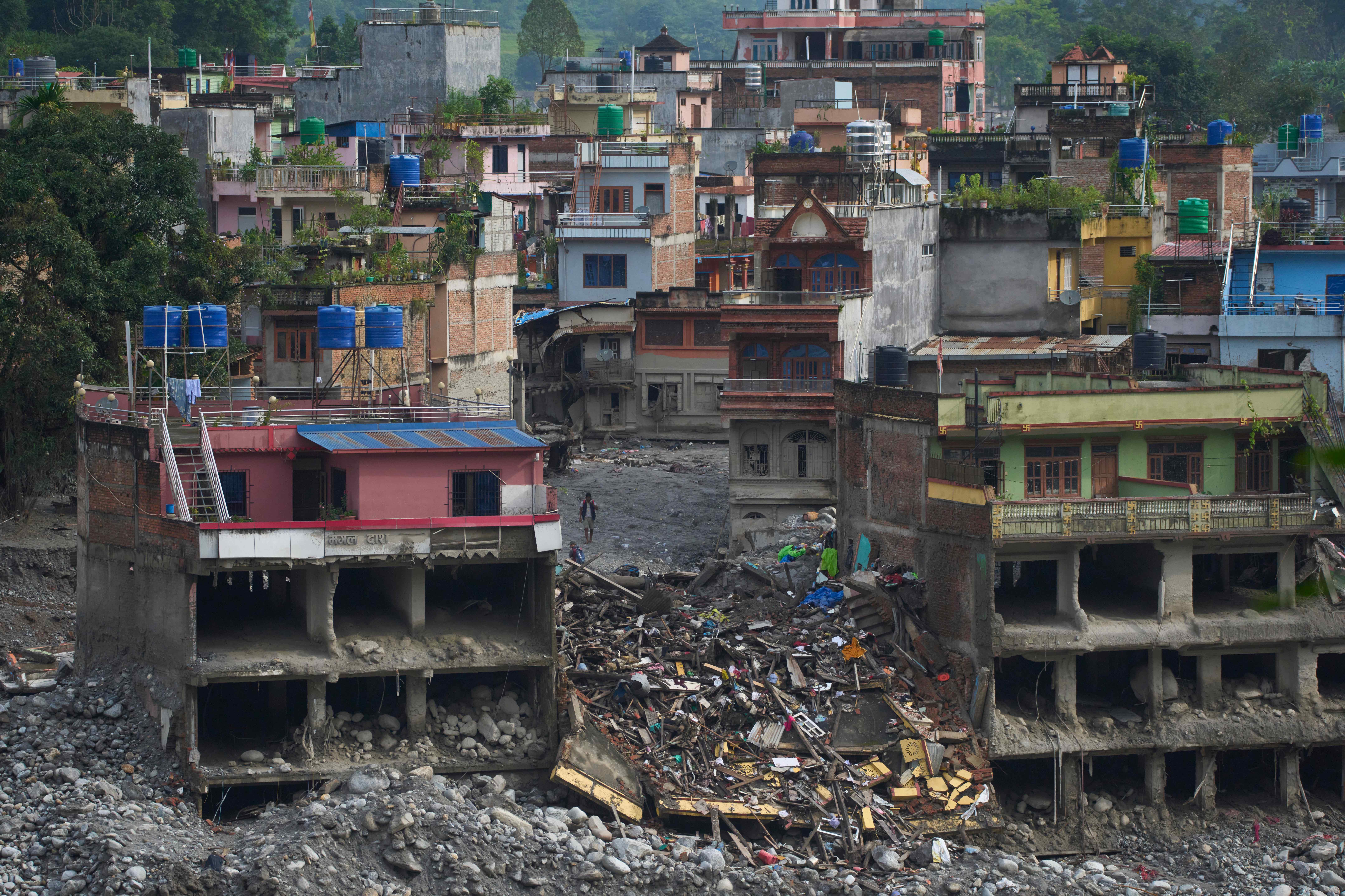 UEFA Champions League Games To Have Silent Tribute To Victims of Nepal Floods