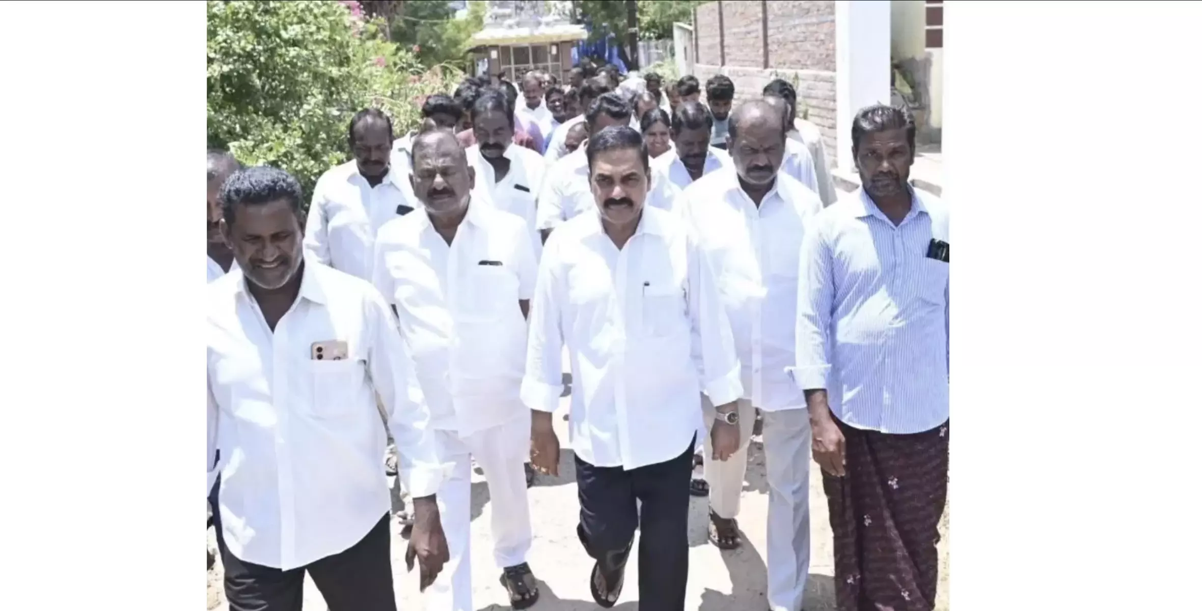 Poor Water Management Causing Hardship To Farmers: Kakani Poor Water Management Causing Hardship To Farmers: Kakani