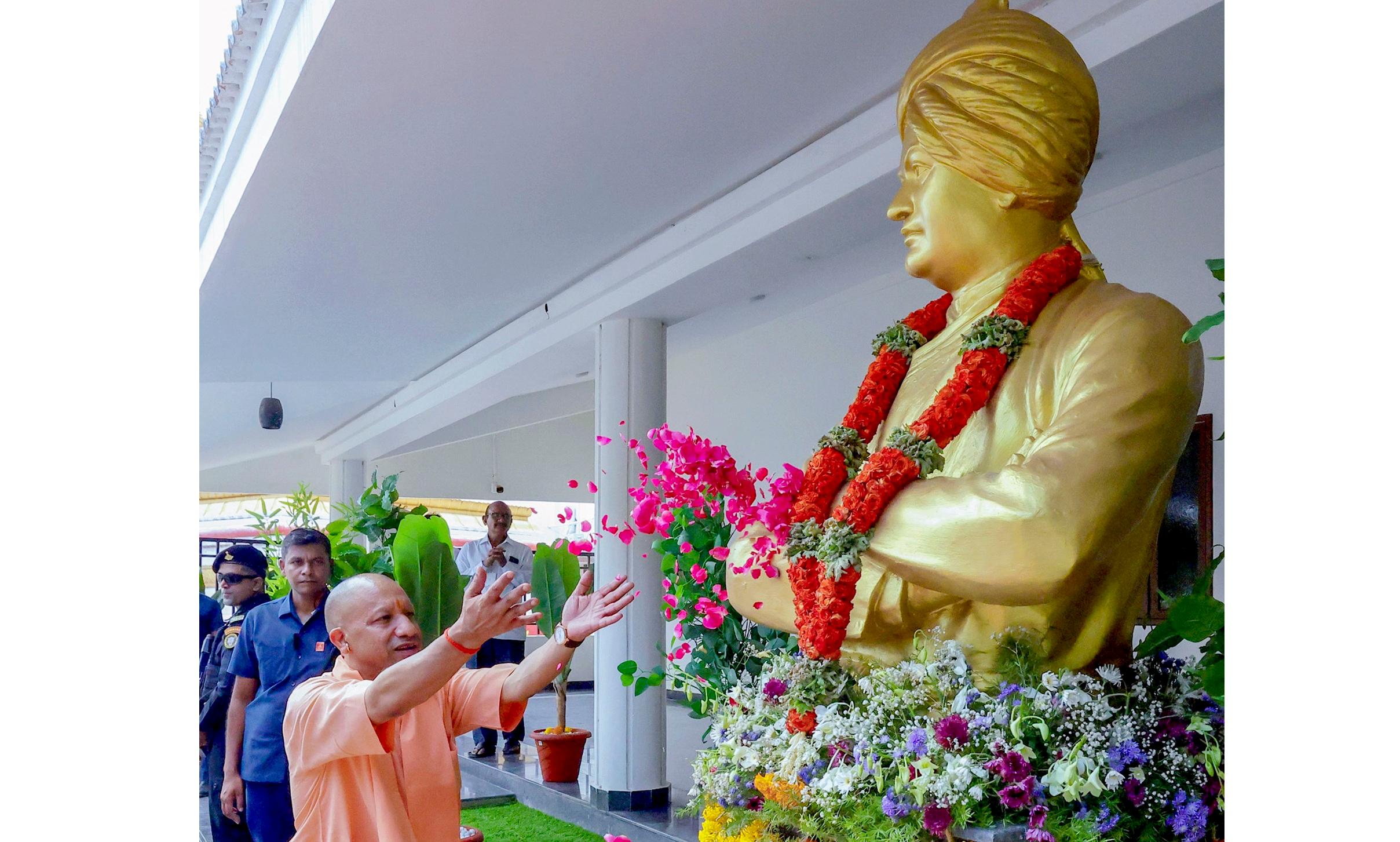 CM Yogi Lauds Swarna Bharat Trust As Model for Rural Development, Selfless Service