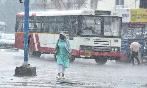 Scattered Thunderstorms Likely Across Telangana From Afternoon Scattered Thunderstorms Likely Across Telangana From Afternoon