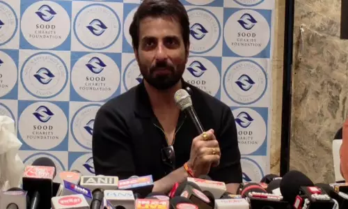Delhi Building Collapse: Sonu Sood Calls For Safe, Affordable Hostels For Students Delhi Building Collapse: Sonu Sood Calls For Safe, Affordable Hostels For Students
