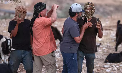 UK Sanctions West Bank Settlements, Condemns ‘Ethnic Cleansing’ UK Sanctions West Bank Settlements, Condemns ‘Ethnic Cleansing’