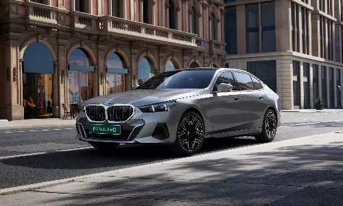 BMW Brings its First Ever i5 LWB at Rs 79.6 Lakh