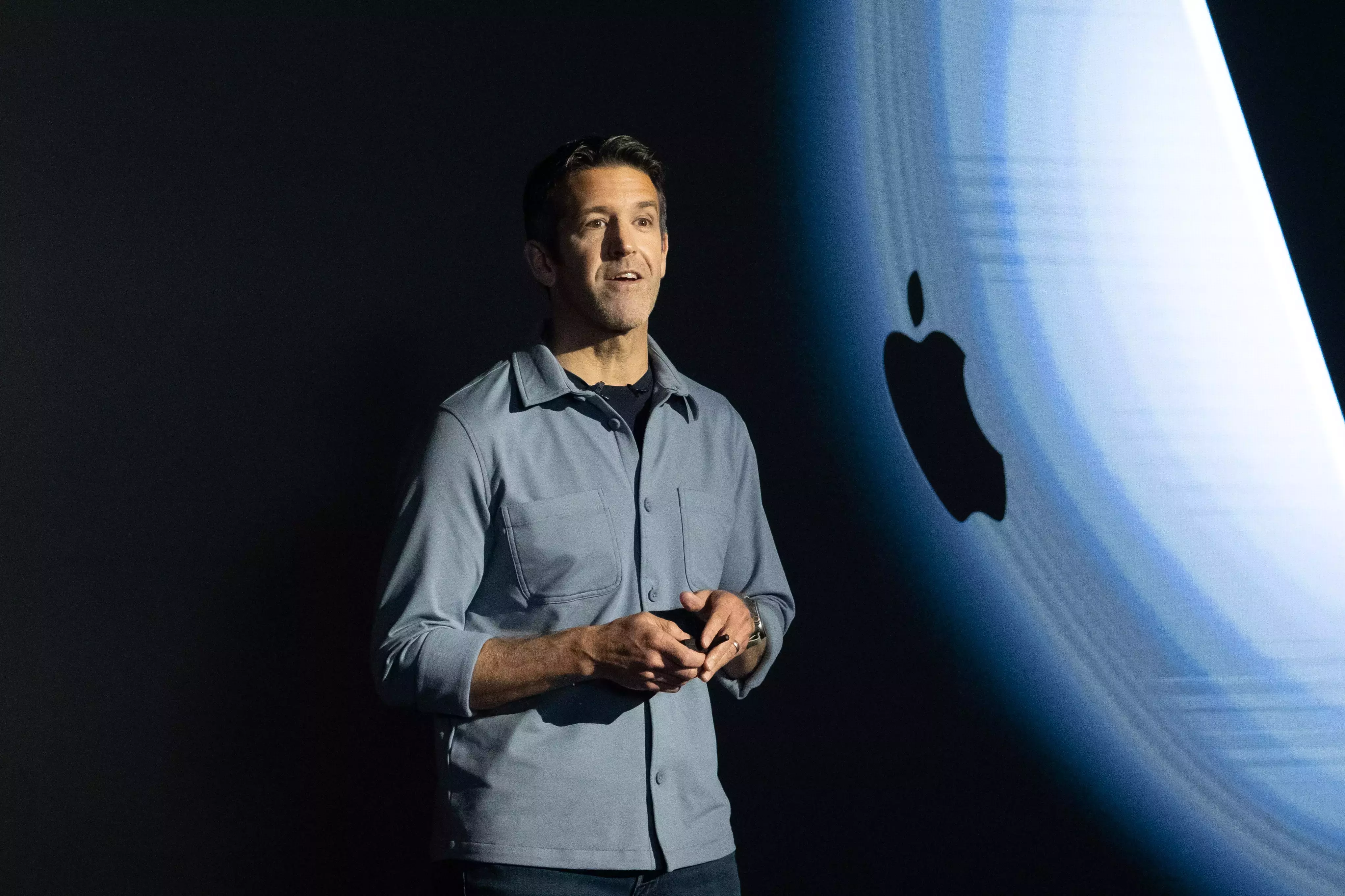 Apple to Unveil $2,000 Foldable iPhone Duo at High-Stakes Event Apple to Unveil $2,000 Foldable iPhone Duo at High-Stakes Event