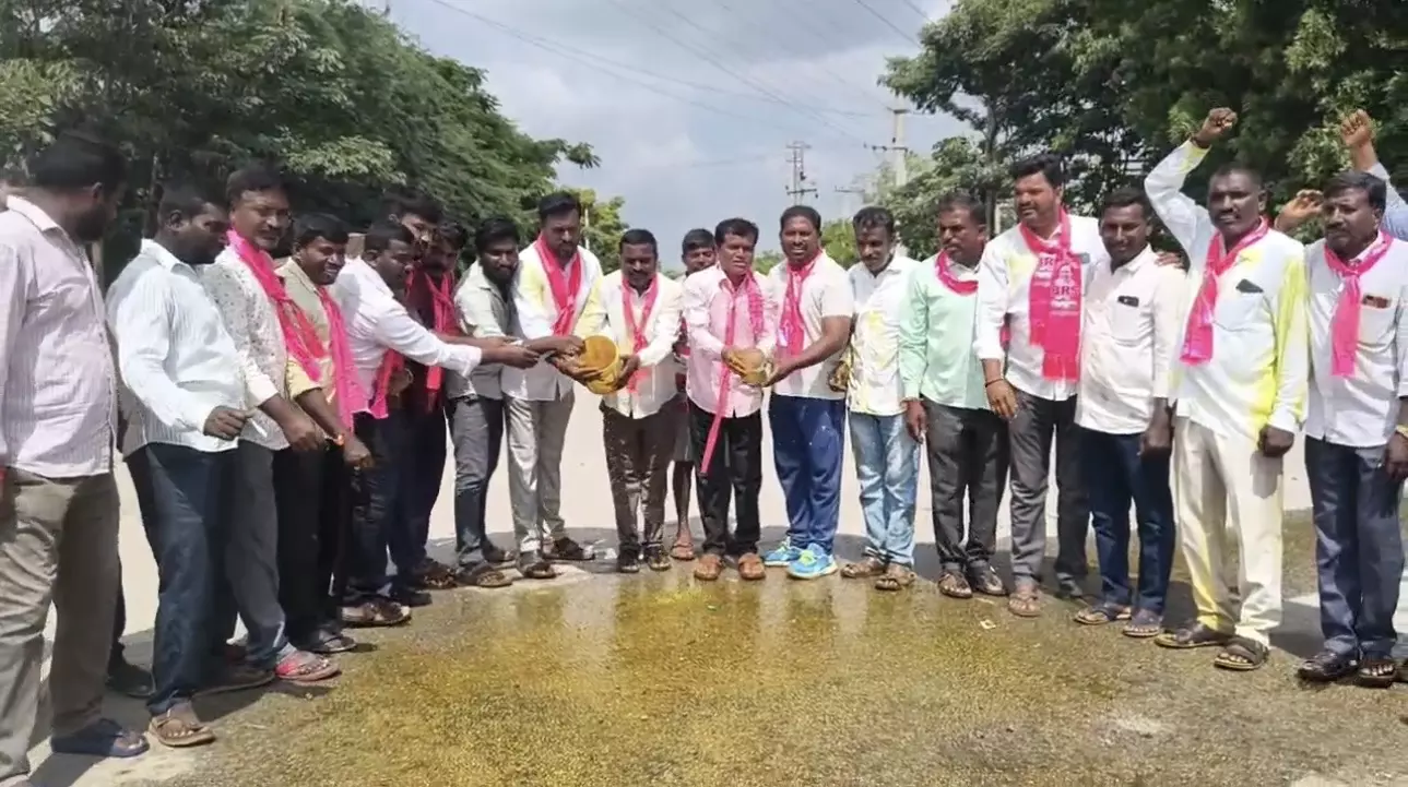 Telangana: BRS Purification Ritual At Dalits’ Protest Site Sparks Controversy Telangana: BRS Purification Ritual At Dalits’ Protest Site Sparks Controversy